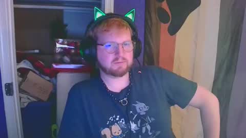 Snapshot of pupdionysus chatting on 02/27/25, 04:31 Werewolf Cub online show from 02/27/25, 04:31