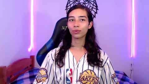 Cris online show from 12/17/24, 06:09