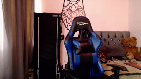 Cris online show from 09/09/25, 06:40