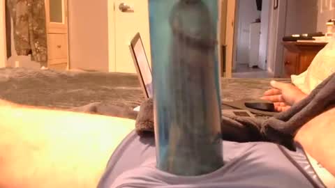 Snapshot of purdyguy7777 chatting on 11/16/25, 01:28 purdyguy7777 online show from 11/16/25, 01:28