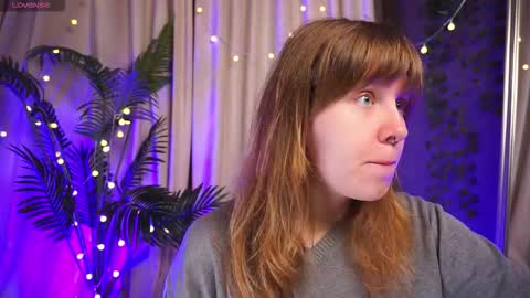 Snapshot of pure_dirt chatting on 09/20/25, 05:41 constant schedule Wednesday Friday Saturday Sunday The Rosemarie online show from 09/20/25, 05:41