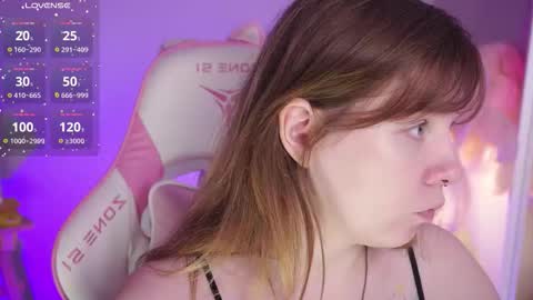 Snapshot of pure_dirt chatting on 10/11/25, 05:50 constant schedule Wednesday Friday Saturday Sunday The Rosemarie online show from 10/11/25, 05:50