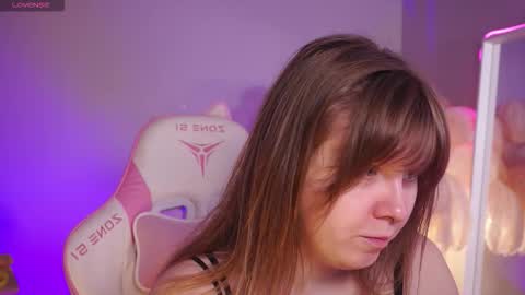 Snapshot of pure_dirt chatting on 10/14/25, 05:41 constant schedule Wednesday Friday Saturday Sunday The Rosemarie online show from 10/14/25, 05:41