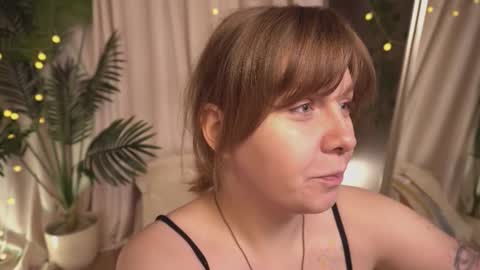 Snapshot of pure_dirt chatting on 11/04/25, 06:12 constant schedule Wednesday Friday Saturday Sunday The Rosemarie online show from 11/04/25, 06:12