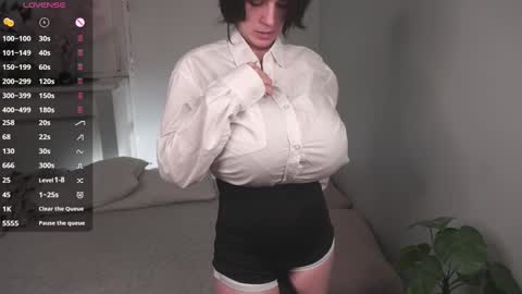 Snapshot of pure_project chatting on 02/24/26, 06:06 Ariana online show from 02/24/26, 06:06