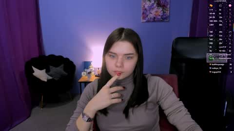 Snapshot of pure_radiance chatting on 01/21/25, 01:11 Ask me3 online show from 01/21/25, 01:11