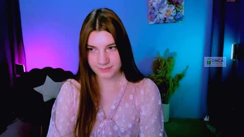 Snapshot of pure_radiance chatting on 02/14/25, 04:31 Ask me3 online show from 02/14/25, 04:31