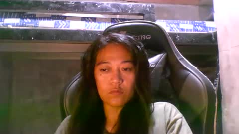pure_sweetasian online show from 10/28/25, 04:31