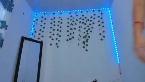 Snapshot of purefire2000 chatting on 11/18/25, 09:19 purefire2000 online show from 11/18/25, 09:19