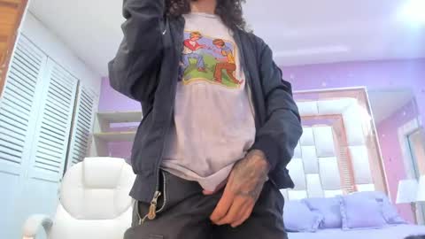 Experienced guys  online show from 06/08/26, 07:36