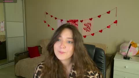 Bella online show from 10/20/25, 05:19