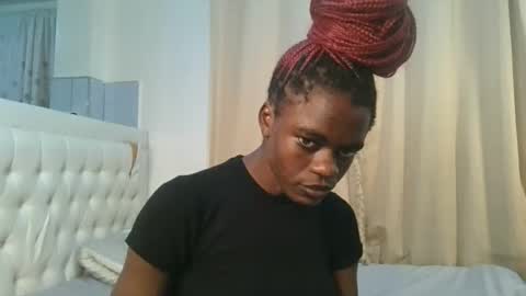 purple_honey1 online show from 04/05/26, 05:10