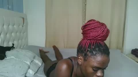 purple_honey1 online show from 04/06/26, 06:20