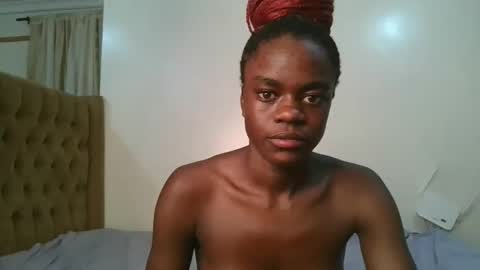 purple_honey1 online show from 04/12/26, 06:29