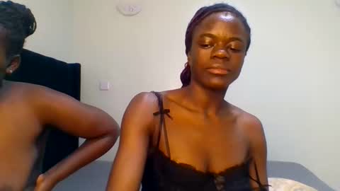 purple_honey1 online show from 05/31/26, 07:04