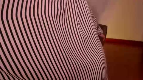 Snapshot of purple_opal chatting on 03/07/25, 12:15 Vero online from Tuesday to Sunday online show from 03/07/25, 12:15