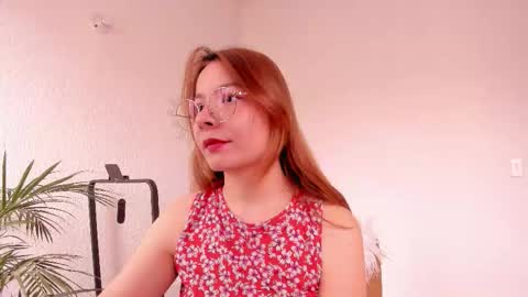 Snapshot of purple_opal chatting on 09/25/25, 04:11 Vero online from Tuesday to Sunday online show from 09/25/25, 04:11