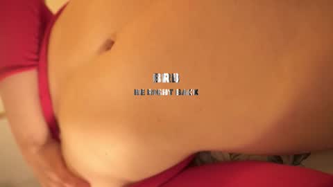 Snapshot of purple_opal chatting on 10/29/25, 07:04 Vero online from Tuesday to Sunday online show from 10/29/25, 07:04