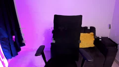 MEGANNNN online show from 04/06/26, 04:46