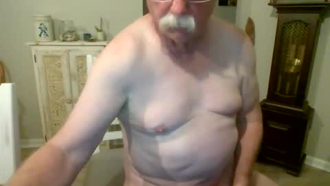 Snapshot of purpleshroom chatting on 02/19/26, 05:03 purpleshroom online show from 02/19/26, 05:03