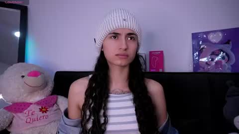 Alynn online show from 07/11/26, 04:04