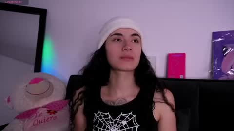 Alynn online show from 07/18/26, 10:57