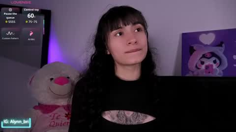 Alynn online show from 08/05/26, 06:49