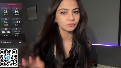 Zendaya online show from 04/08/26, 10:43