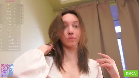 Sophie  Fav patterns 99199444press my buttons  see what happens  online show from 11/08/25, 05:18