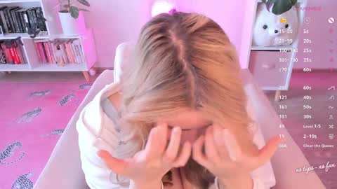 kat follow  online show from 04/08/26, 06:46