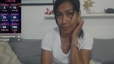 Snapshot of pussycash chatting on 12/12/24, 06:21 POCCA online show from 12/12/24, 06:21