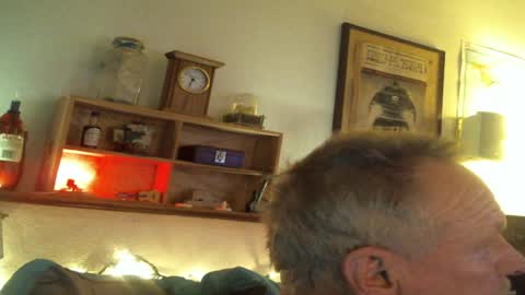 Snapshot of pussyeat2please chatting on 02/08/25, 01:33 Rick online show from 02/08/25, 01:33