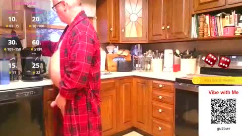 pussylover1365 online show from 03/15/26, 12:00