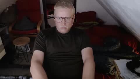 Snapshot of pussylovercb chatting on 09/15/25, 07:41 pussylovercb online show from 09/15/25, 07:41