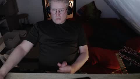 pussylovercb online show from 04/22/26, 08:10