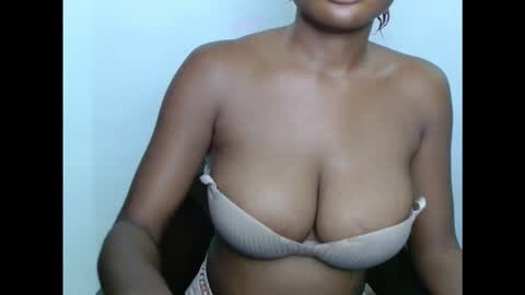 pussyxwetx online show from 11/10/25, 06:51