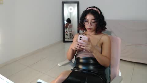 Izumi online show from 02/24/25, 01:57