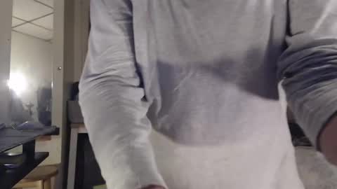 Snapshot of putiputi4u chatting on 01/13/25, 01:45 putiputi4u online show from 01/13/25, 01:45