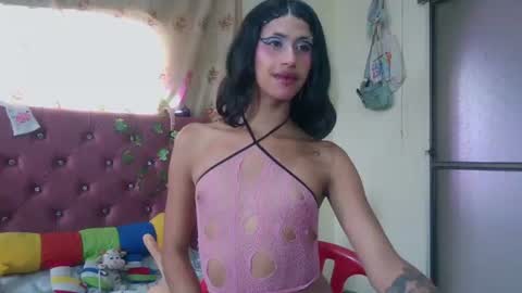 Snapshot of putiputisexo chatting on 07/19/26, 03:49 putinaicolls online show from 07/19/26, 03:49