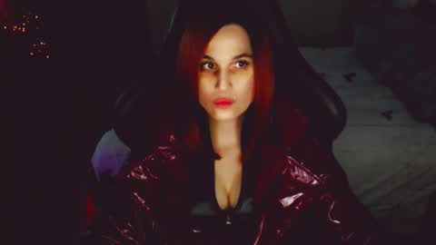 Snapshot of pvckitty chatting on 11/24/25, 05:01 Kitty online show from 11/24/25, 05:01