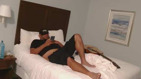 Snapshot of pwnst3rz chatting on 12/23/24, 02:39 pwnst3rz online show from 12/23/24, 02:39