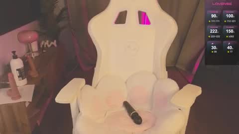 Snapshot of pwzx chatting on 11/09/25, 12:58 pwzx online show from 11/09/25, 12:58