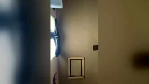 Snapshot of pyrex8 chatting on 12/20/25, 04:14 pyrex8 online show from 12/20/25, 04:14