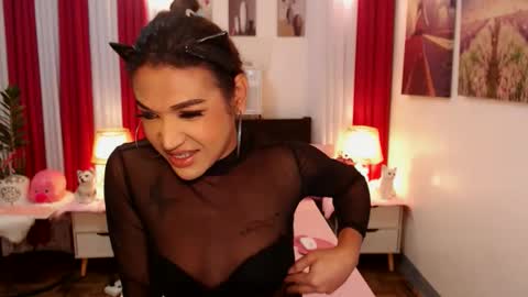 Queen Agatha online show from 12/03/24, 12:16