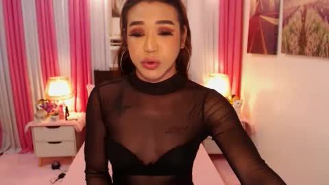 Queen Agatha online show from 01/03/25, 09:04