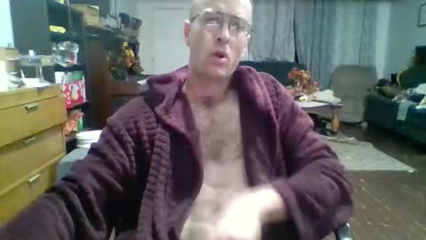 Snapshot of q2phq2ph chatting on 10/21/25, 04:13 q2phq2ph online show from 10/21/25, 04:13