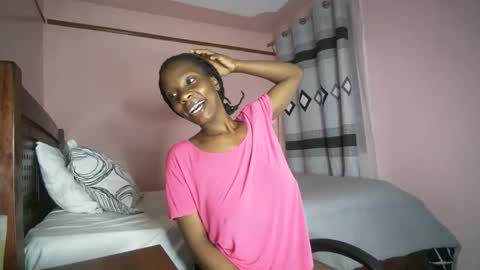 Ivy a little girl full of dreams....be my best online show from 09/18/25, 07:16