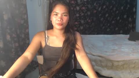 qeeun_genalyn online show from 08/08/26, 02:08