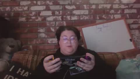 Br4tty Bunny online show from 12/18/25, 04:35