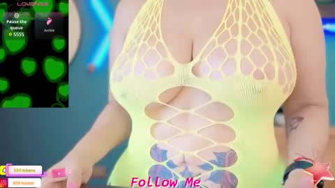 Queen And King online show from 02/17/25, 02:59